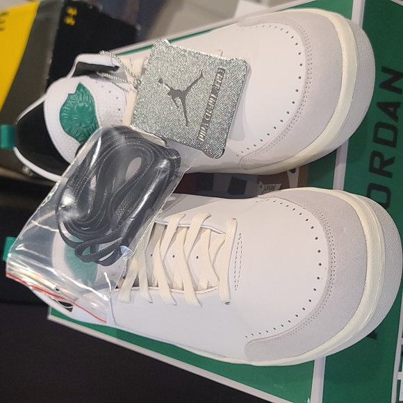 Air jordan 2 Retro Low Se Nina Chanel Abney limited - Picture 2 of 5